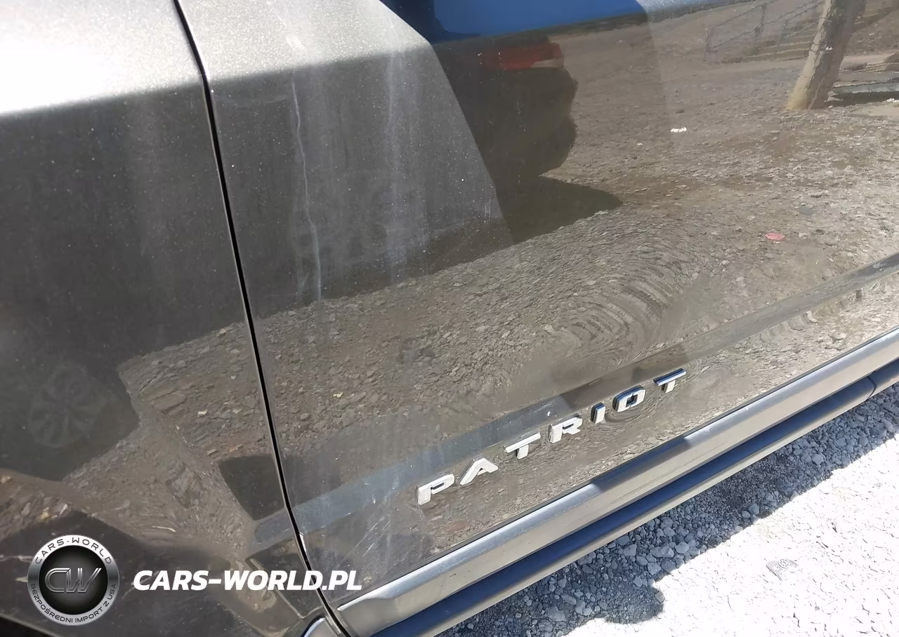 2015 Jeep Patriot Latitude VIN:1C4NJRFB0FD169078 - 13
