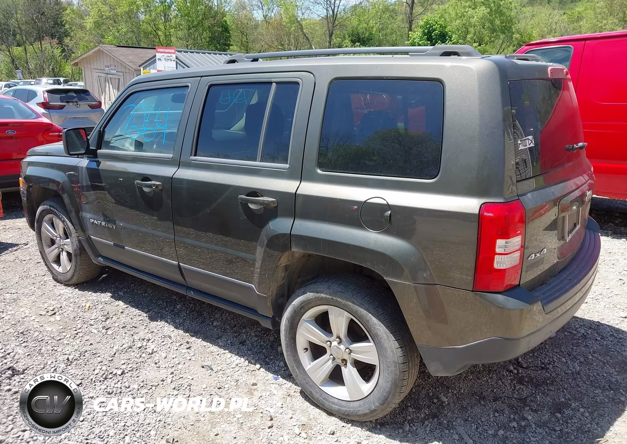 2015 Jeep Patriot Latitude VIN:1C4NJRFB0FD169078 - 3