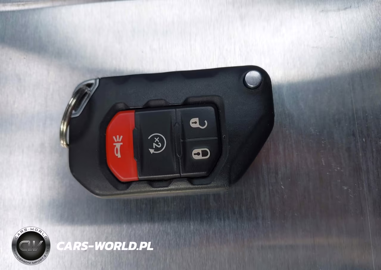 2018 Jeep Wrangler Unlimited Rubicon 4X4 VIN:1C4HJXFN7JW236235 - 11