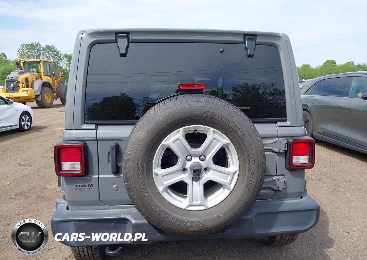 2020 Jeep Wrangler Unlimited Sport S 4X4 VIN:1C4HJXDG4LW263447 - 16