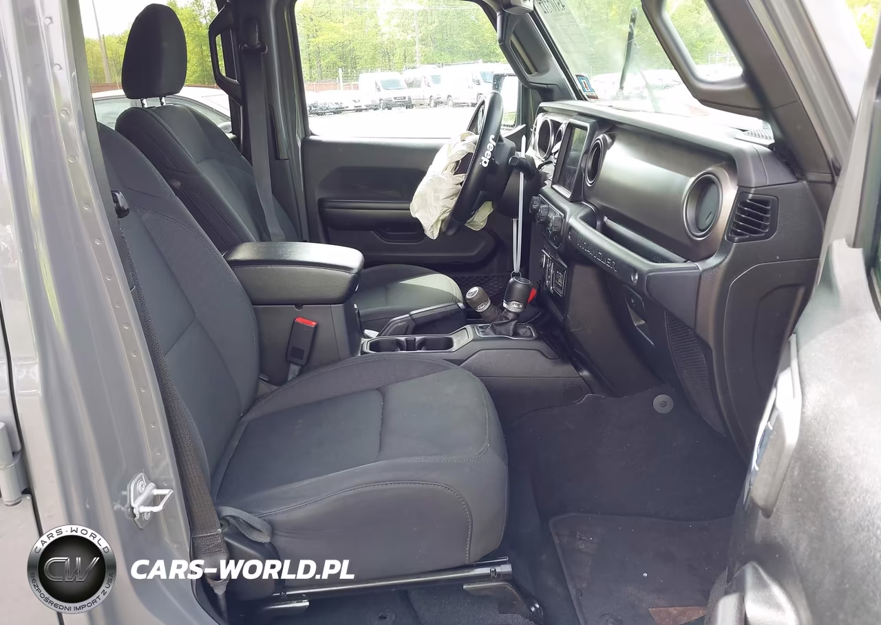 2020 Jeep Wrangler Unlimited Sport S 4X4 VIN:1C4HJXDG4LW263447 - 5
