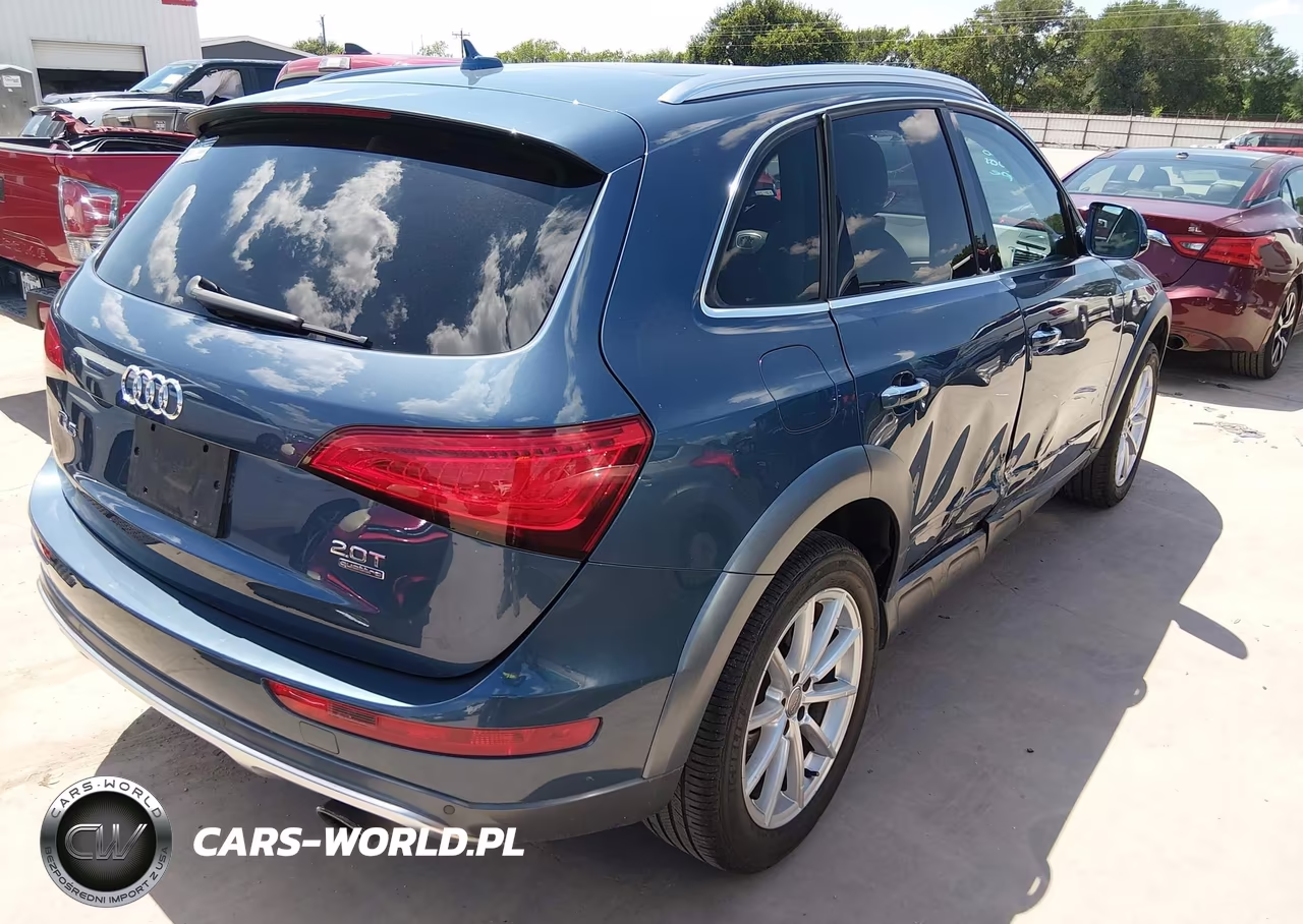 2017 Audi Q5 2.0T Premium VIN:WA1L2AFP8HA035323 - 4
