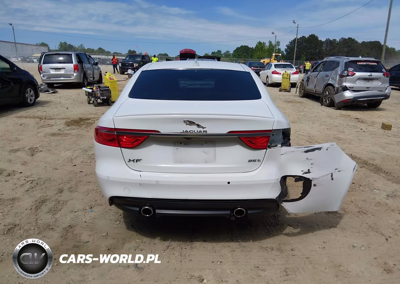 2016 Jaguar Xf 35T R-Sport VIN:SAJBF4BV7GCY06886 - 16