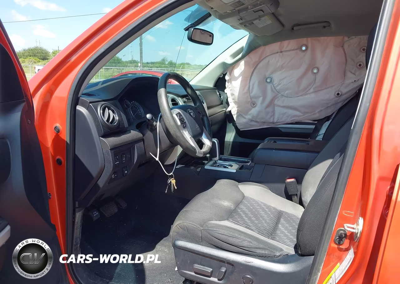 2017 Toyota Tundra Sr5 5.7L V8 VIN:5TFDW5F12HX674666 - 5