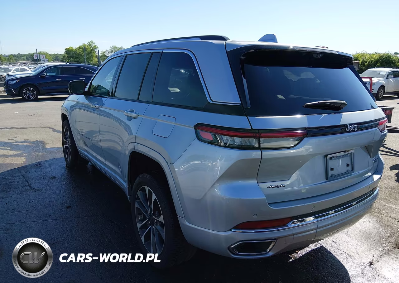 2022 Jeep Grand Cherokee Overland 4X4 VIN:1C4RJHDG2N8564879 - 3