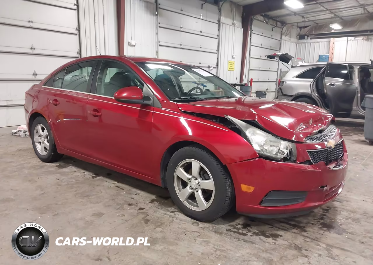 2013 Chevrolet Cruze 1Lt Auto – zdjęcie 1 z 17