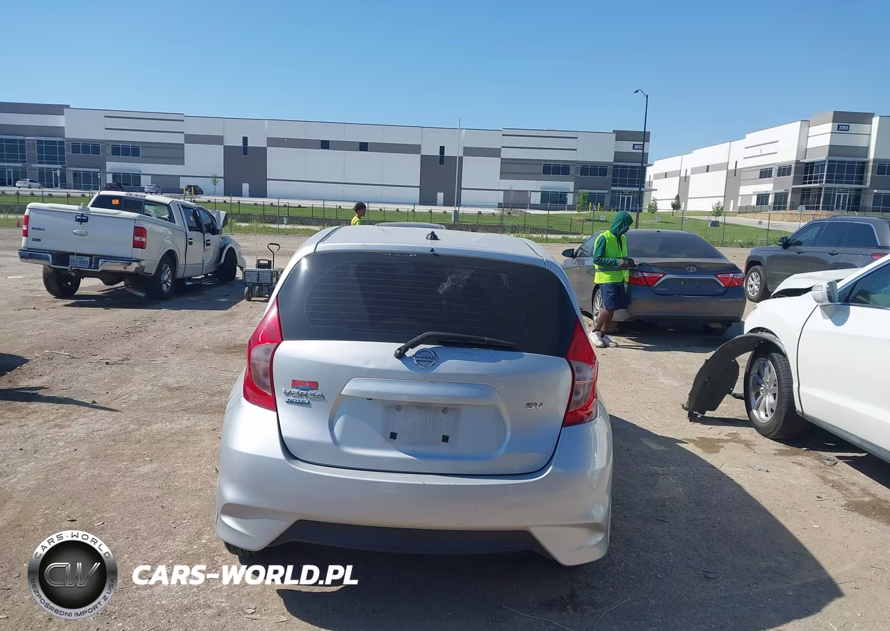 2018 Nissan Versa Note Sv VIN:3N1CE2CP5JL362108 - 16