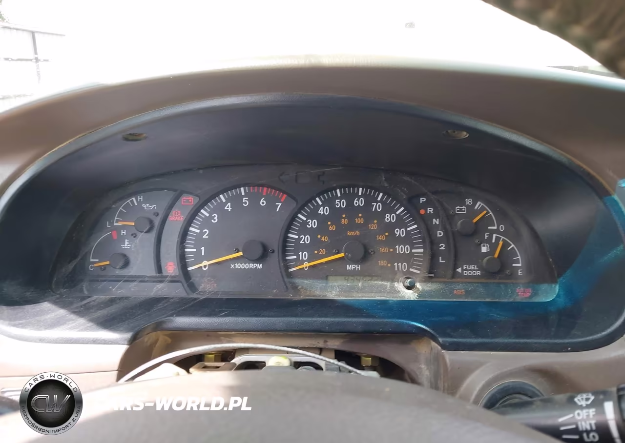 2003 Toyota Tundra Limited V8 VIN:5TBBT48143S400495 - 7
