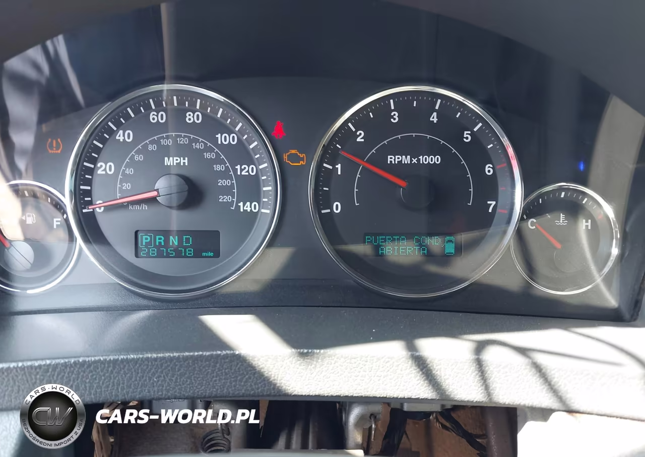 2007 Jeep Grand Cherokee Laredo VIN:1J8GS48K17C663343 - 7