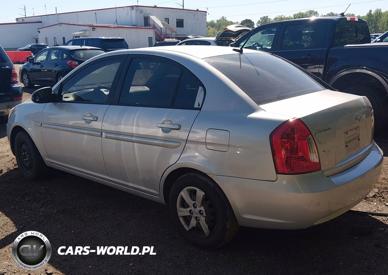 2009 Hyundai Accent Gls VIN:KMHCN46C69U355585 - 3