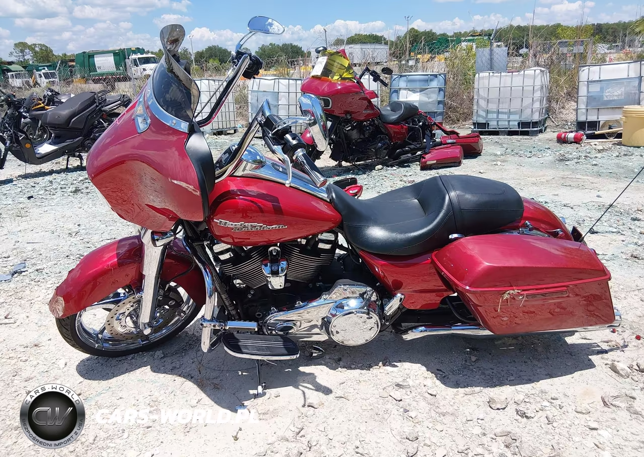2018 Harley-Davidson Flhx Street Glide VIN:1HD1KBC15JB617350 - 14