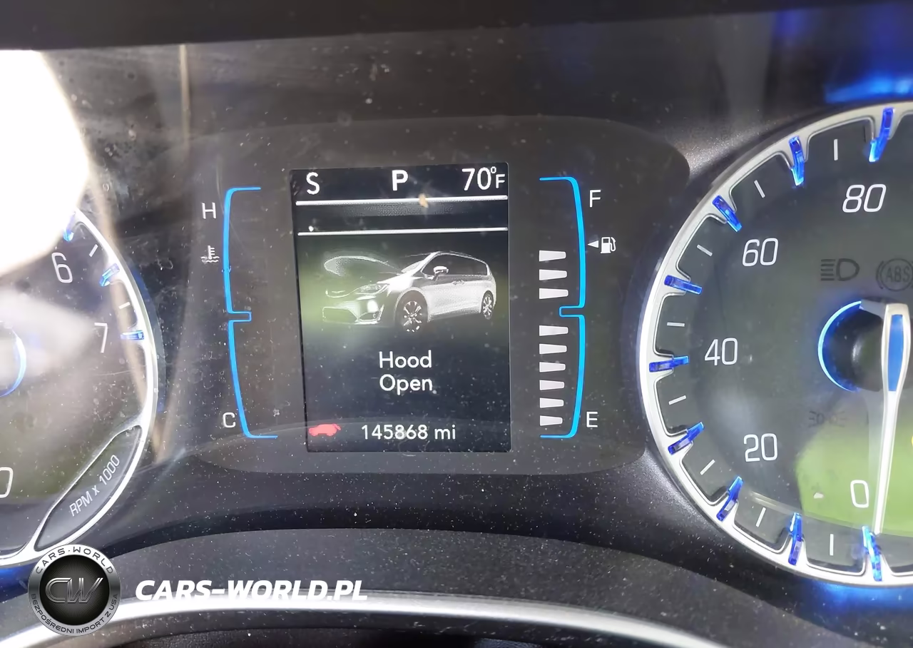 2017 Chrysler Pacifica Touring-L VIN:2C4RC1BG2HR538330 - 15