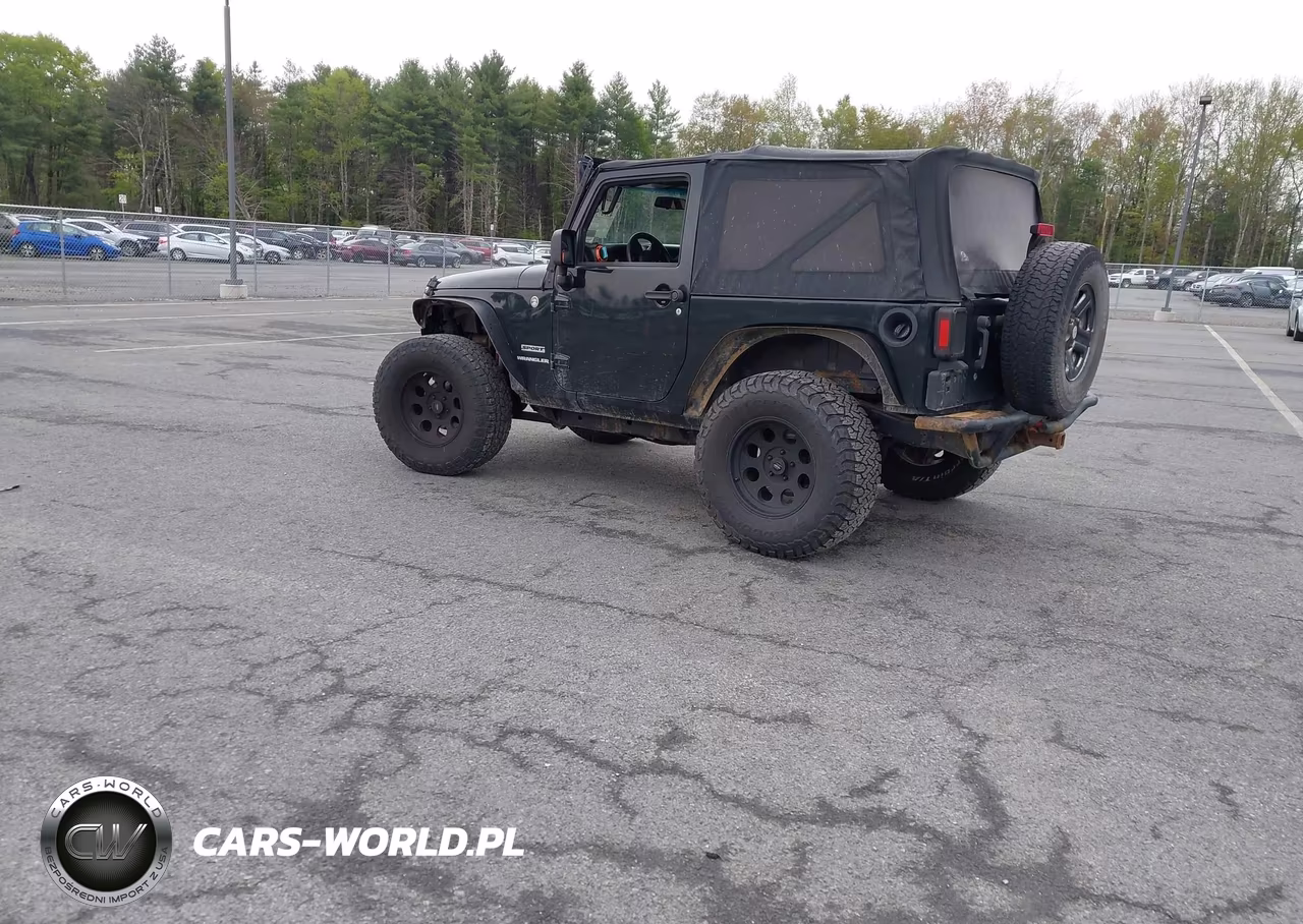 2012 Jeep Wrangler Sport VIN:1C4AJWAG4CL241417 - 3