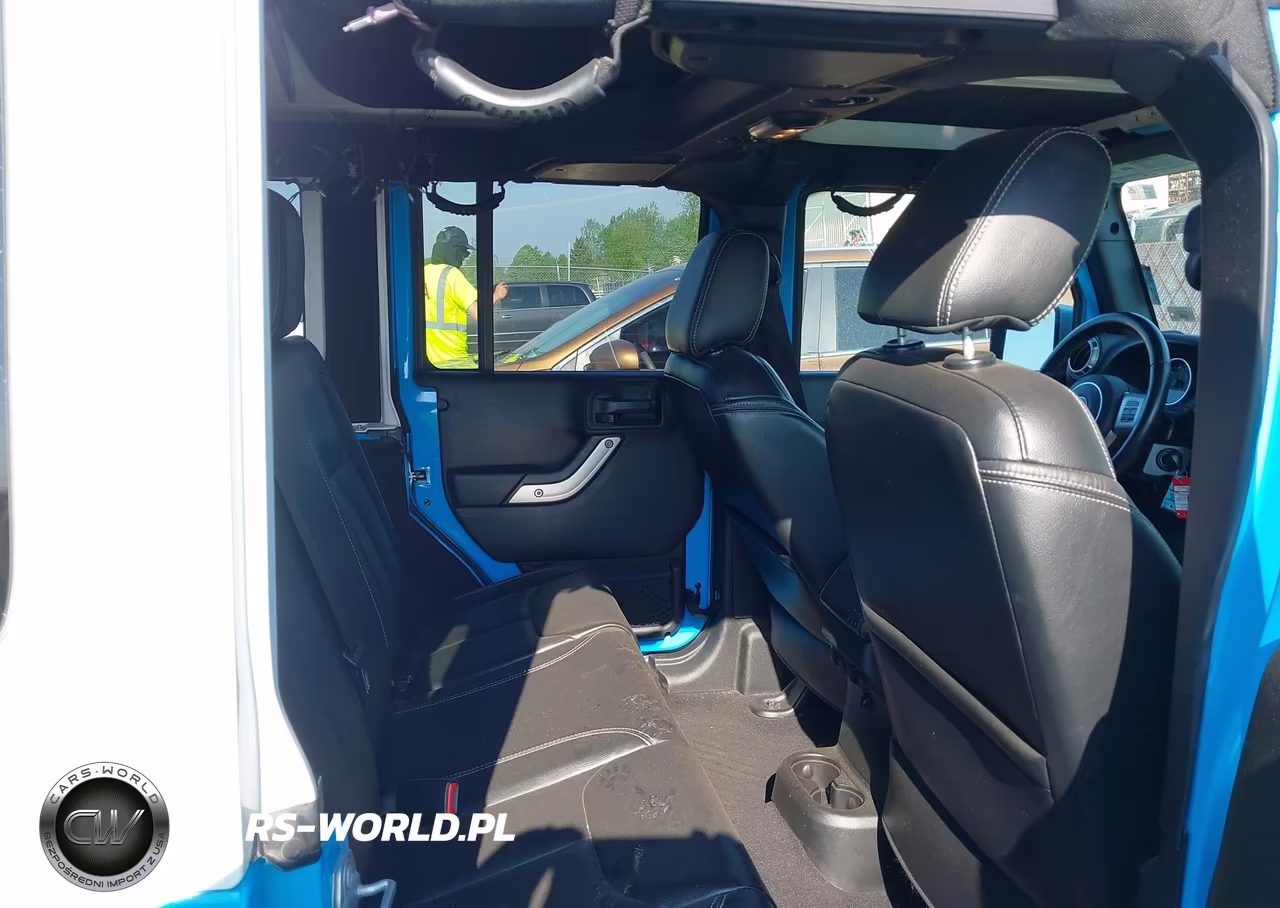 2017 Jeep Wrangler Unlimited Chief Edition 4X4 VIN:1C4BJWEG9HL647666 - 8
