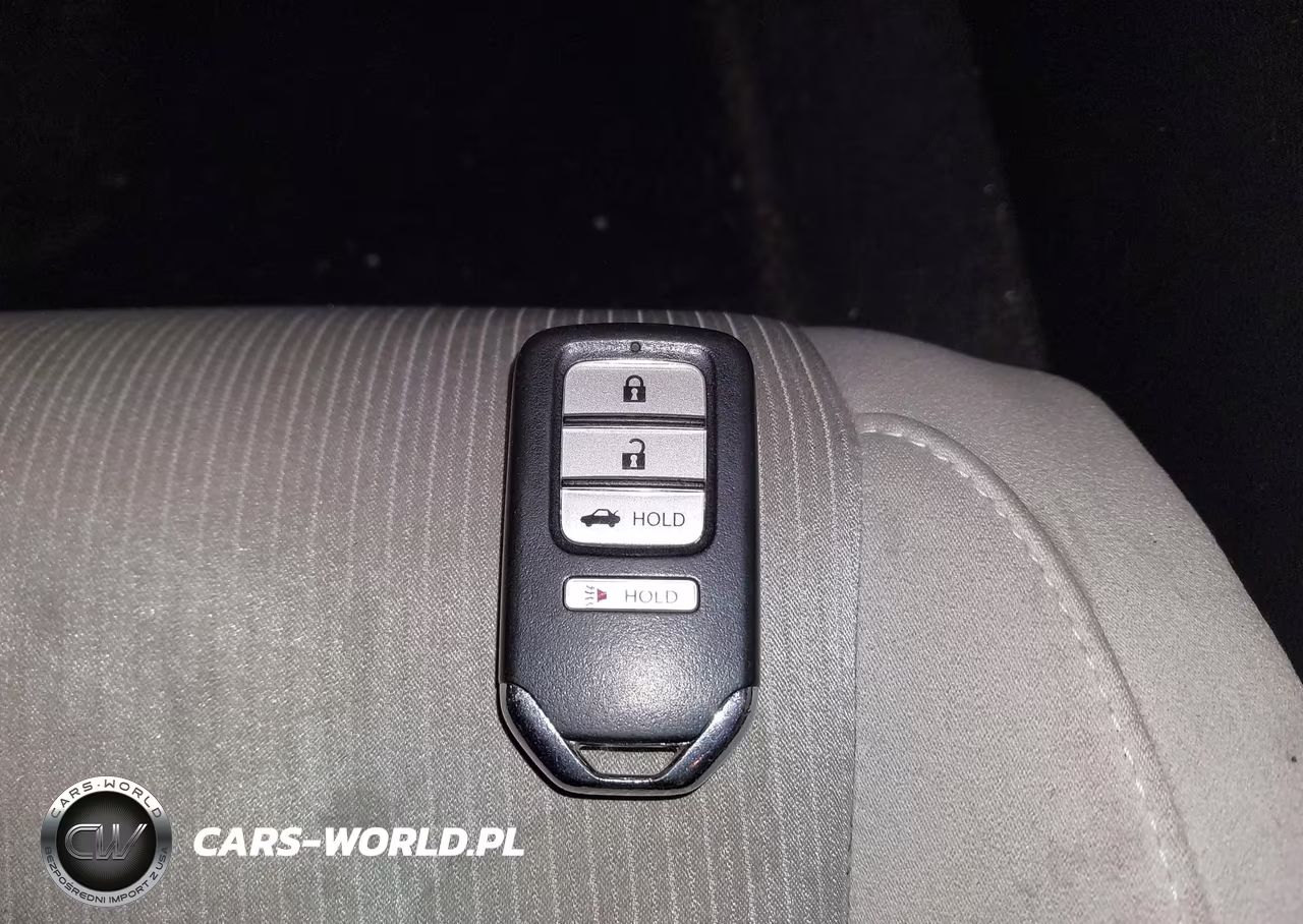 2018 Honda Accord Lx VIN:1HGCV1F12JA162813 - 11