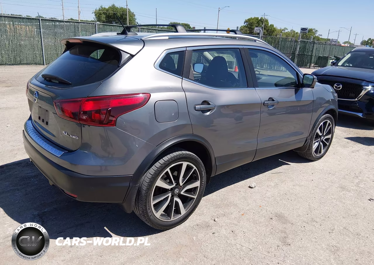 2017 Nissan Rogue Sport Sl VIN:JN1BJ1CR7HW127121 - 4
