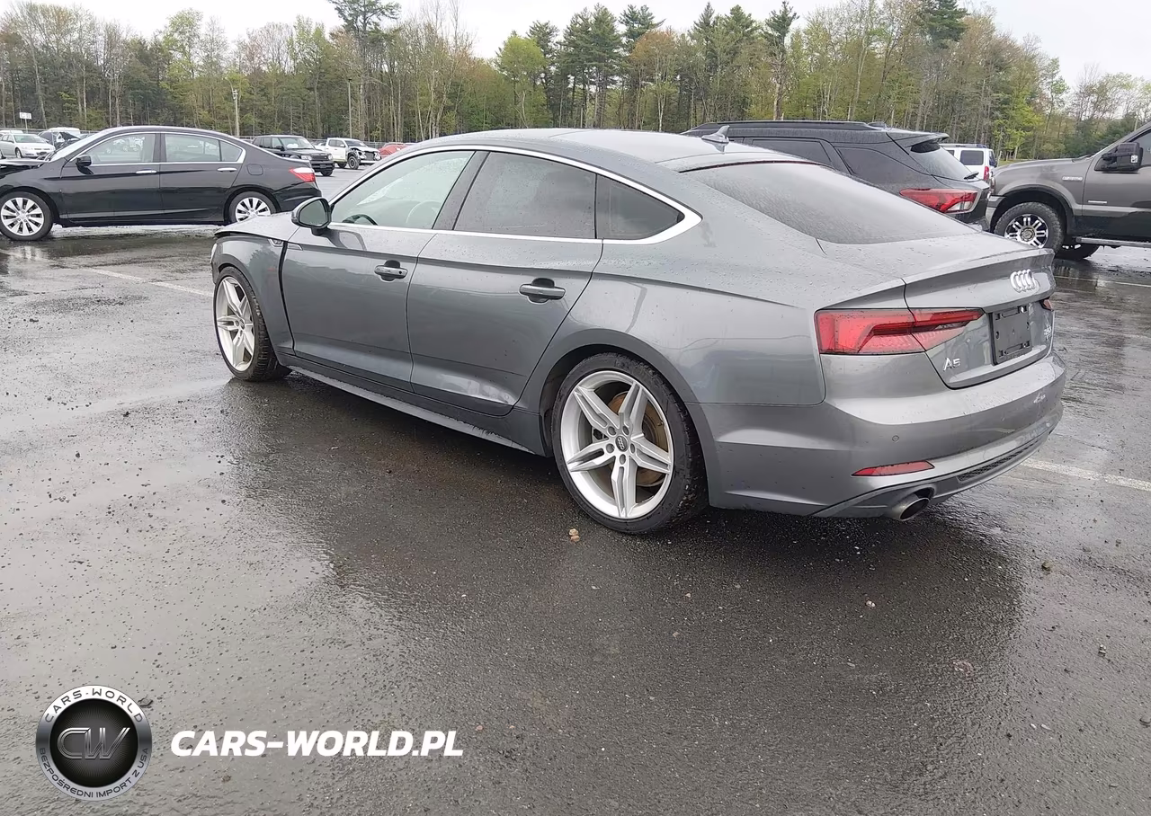 2018 Audi A5 2.0T Premium VIN:WAUENCF58JA073606 - 3