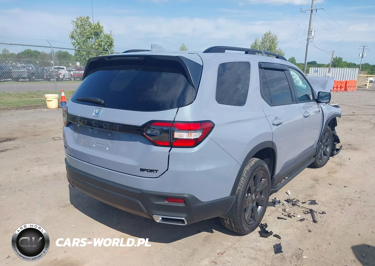 2025 Honda Pilot Sport VIN:5FNYG1H3XSB193734 - 4