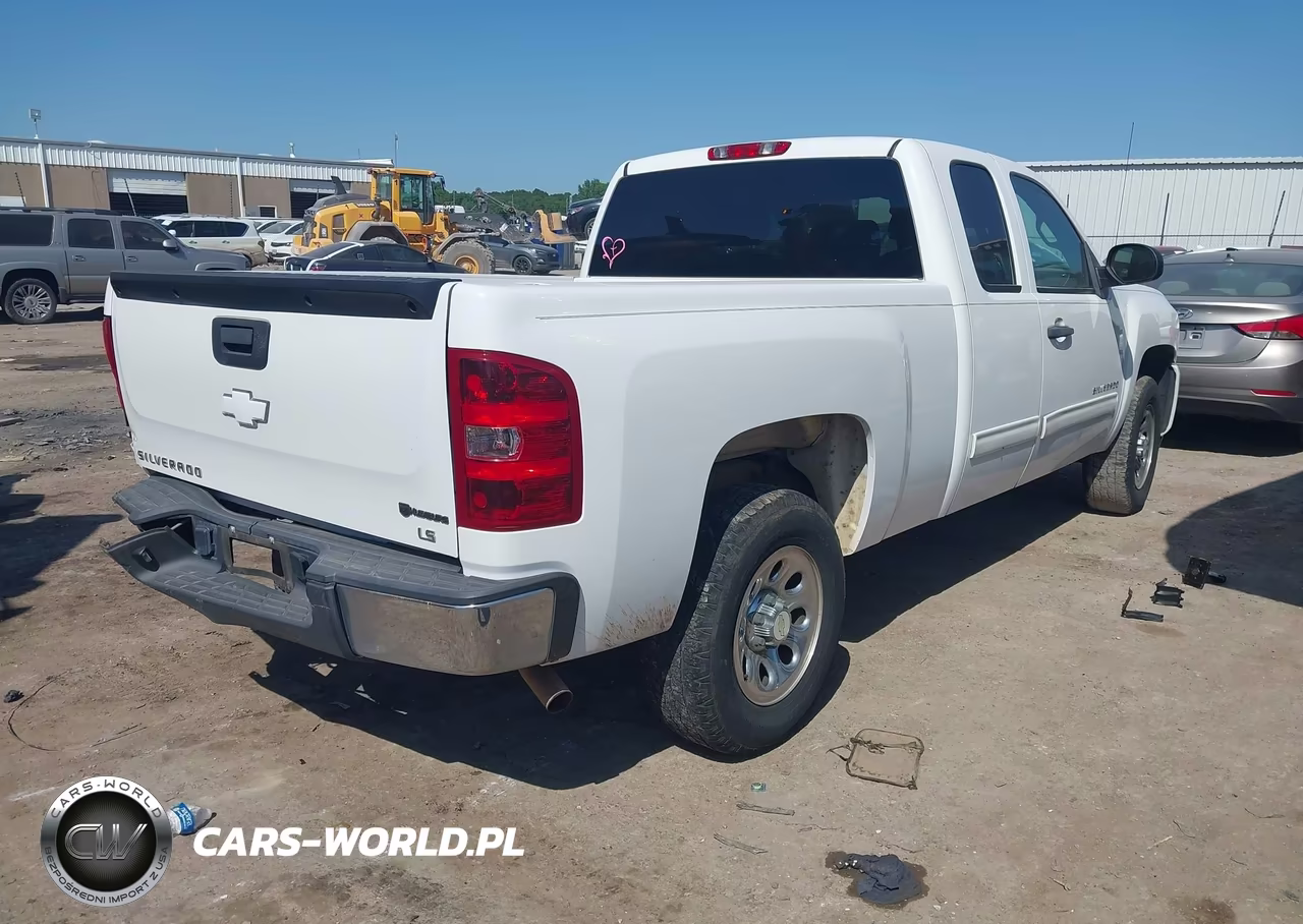 2009 Chevrolet Silverado 1500 Ls VIN:1GCEC19C89Z288603 - 4