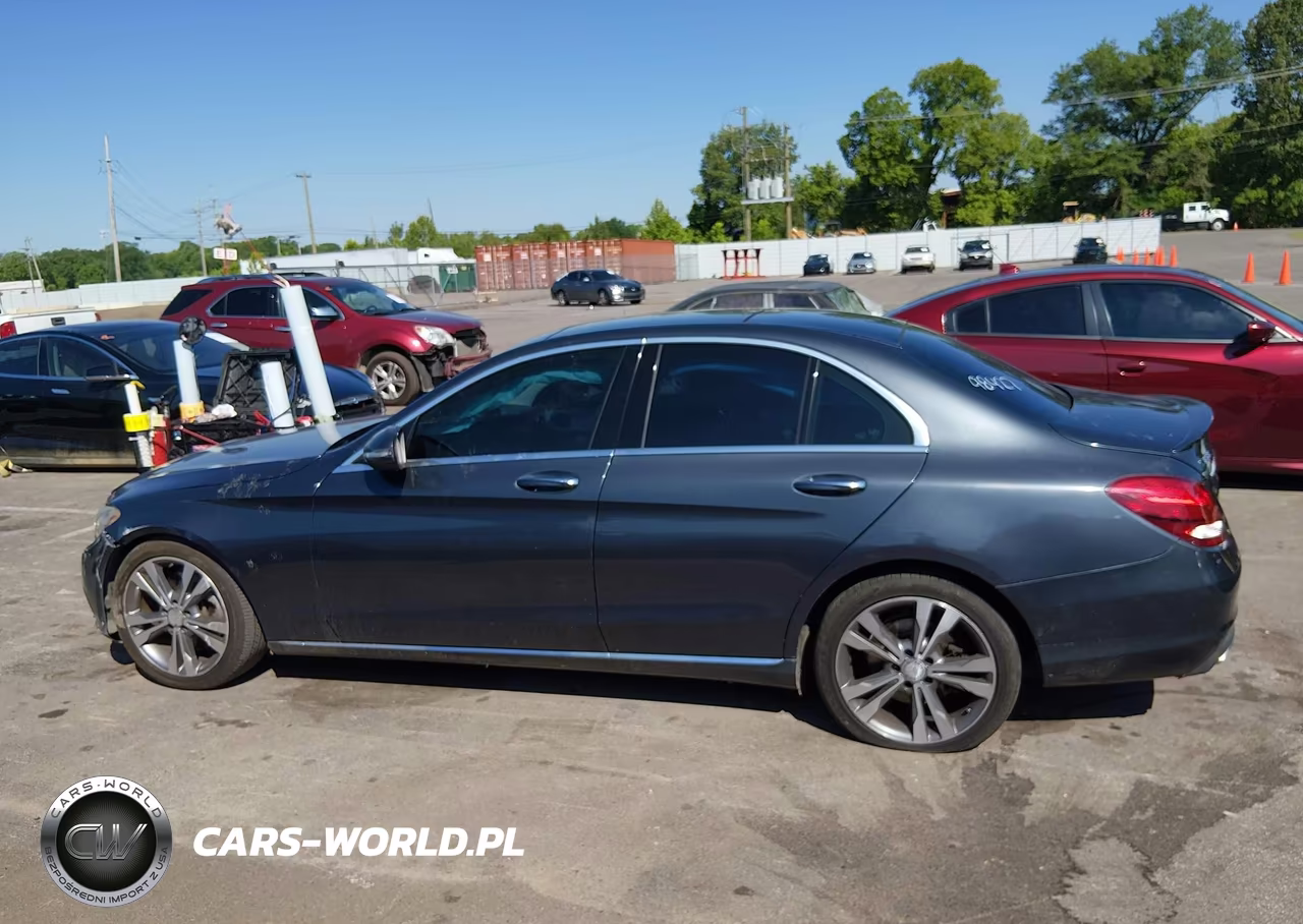 2016 Mercedes-Benz C 300 VIN:55SWF4JB1GU106323 - 13