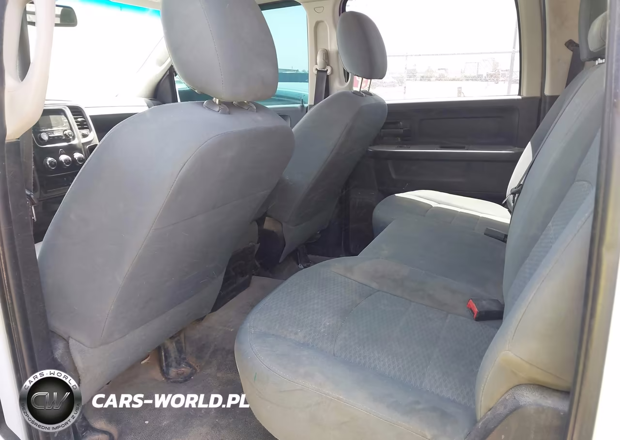 2014 Ram 3500 Chassis Tradesman-Slt-Laramie VIN:3C7WRSCL5EG243116 - 6