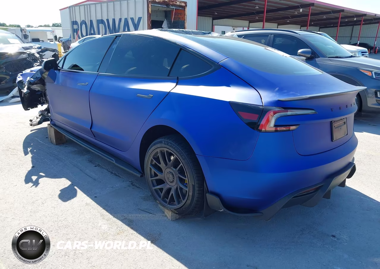 2025 Tesla Model 3 Long Range Rear-Wheel Drive-Standard Rear-Wheel Drive VIN:5YJ3E1EA1SF961880 - 3