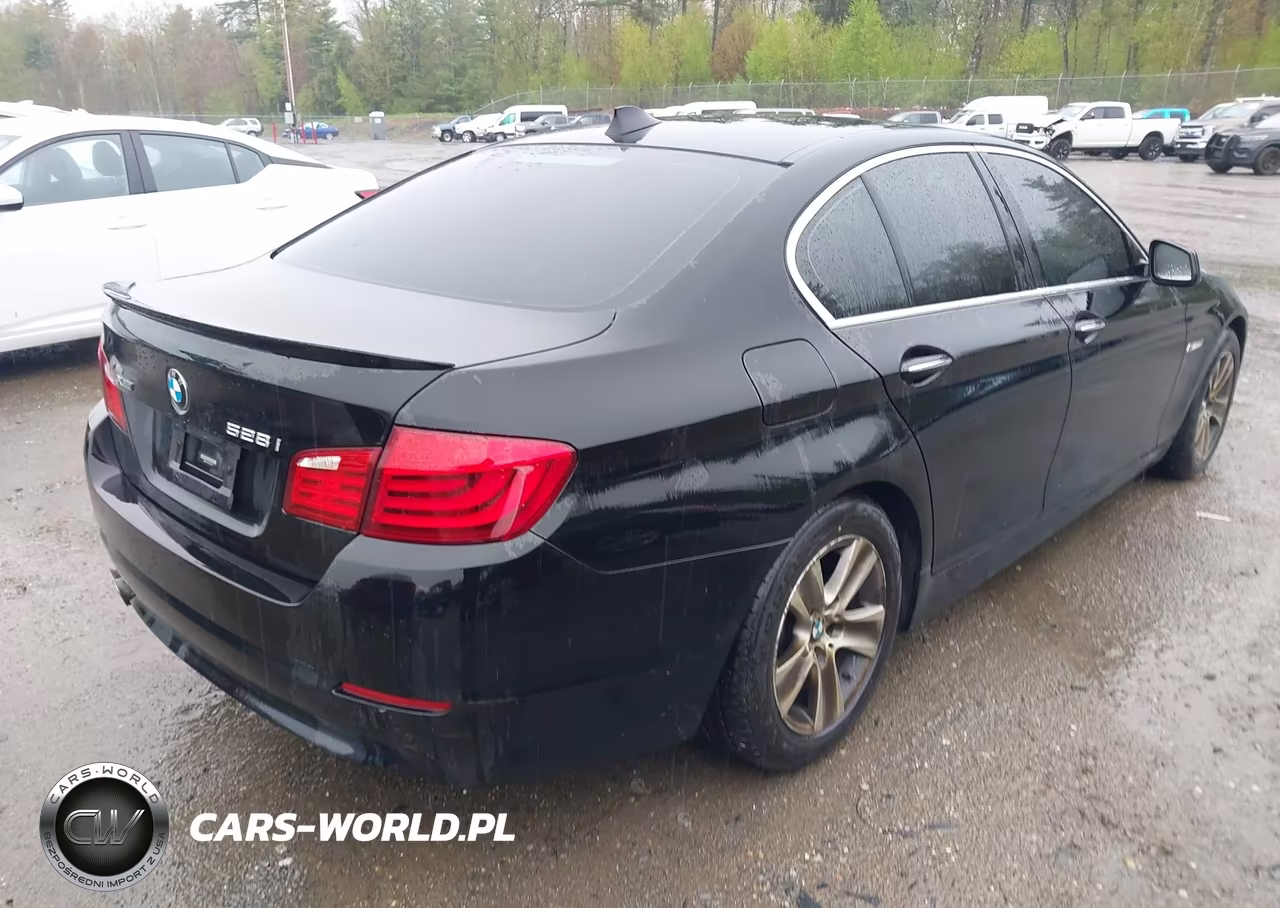 2013 BMW 528I xDrive VIN:WBAXH5C57DDW15457 - 4