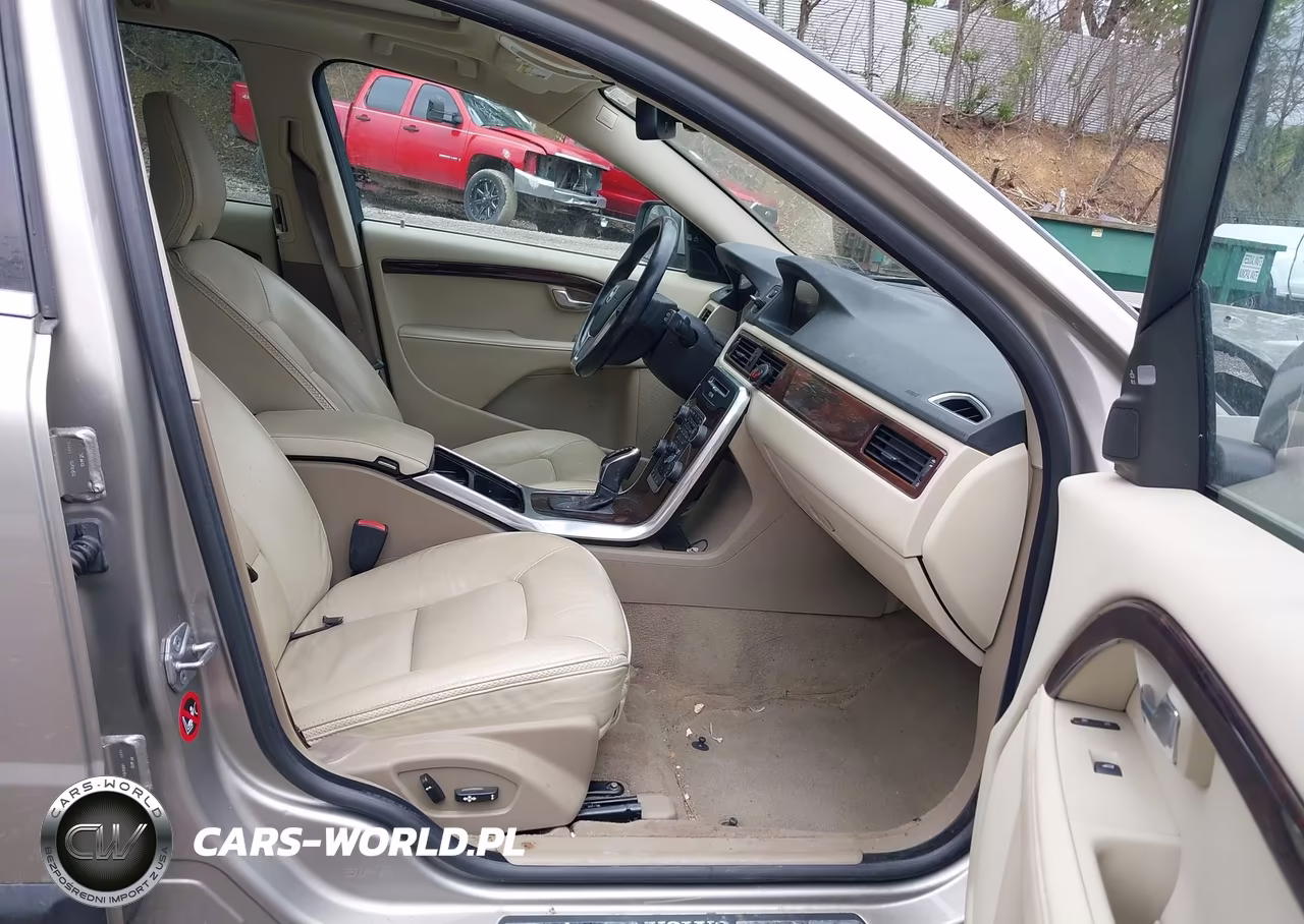 2014 Volvo Xc70 T6 Platinum VIN:YV4902BZ3E1181317 - 5