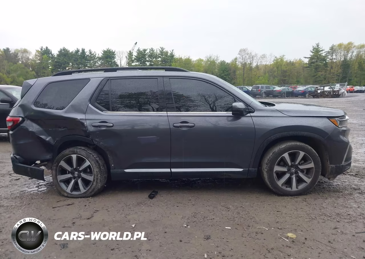 2024 Honda Pilot Touring VIN:5FNYG1H78RB041951 - 13