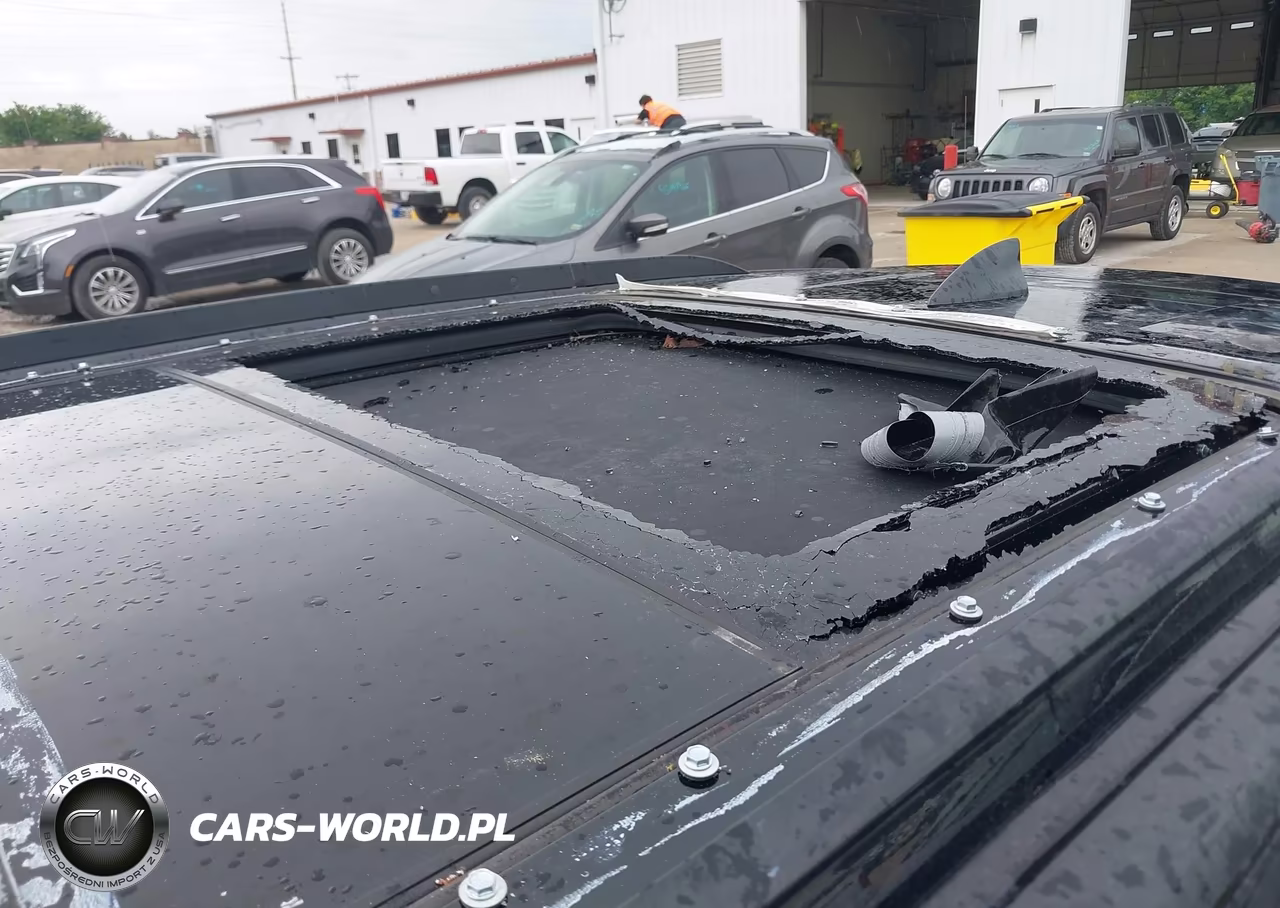 2019 Cadillac Xt4 Sport VIN:1GYFZER41KF103831 - 17