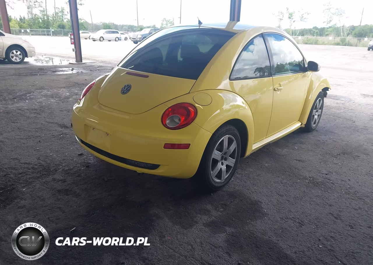 2010 Volkswagen New Beetle 2.5L Final Edition VIN:3VWPW3AGXAM008418 - 4