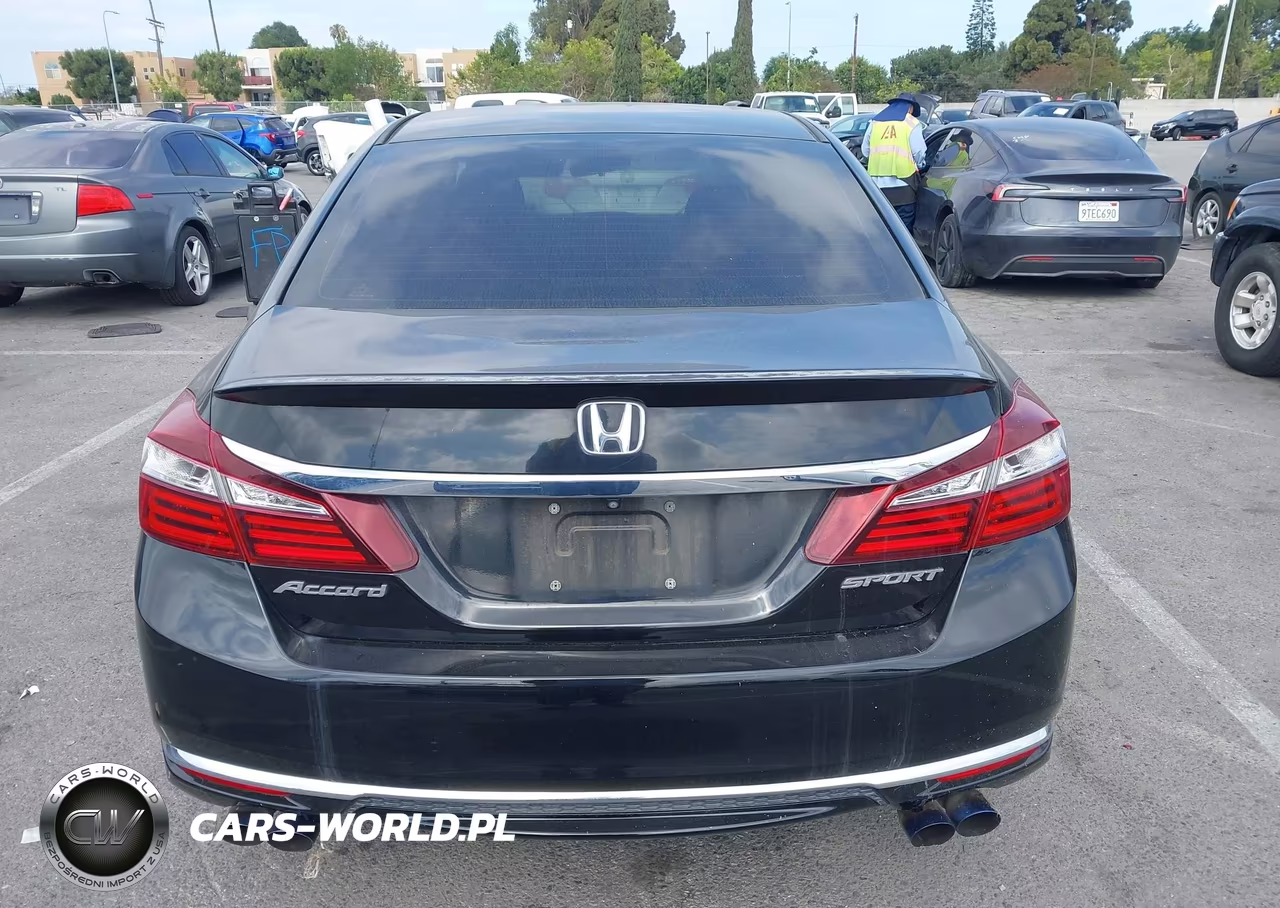2017 Honda Accord Sport VIN:1HGCR2F57HA030430 - 16