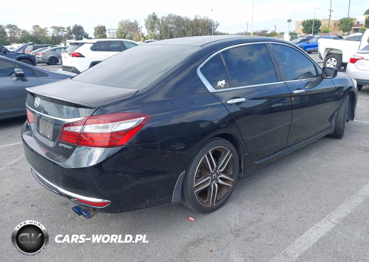 2017 Honda Accord Sport VIN:1HGCR2F57HA030430 - 4