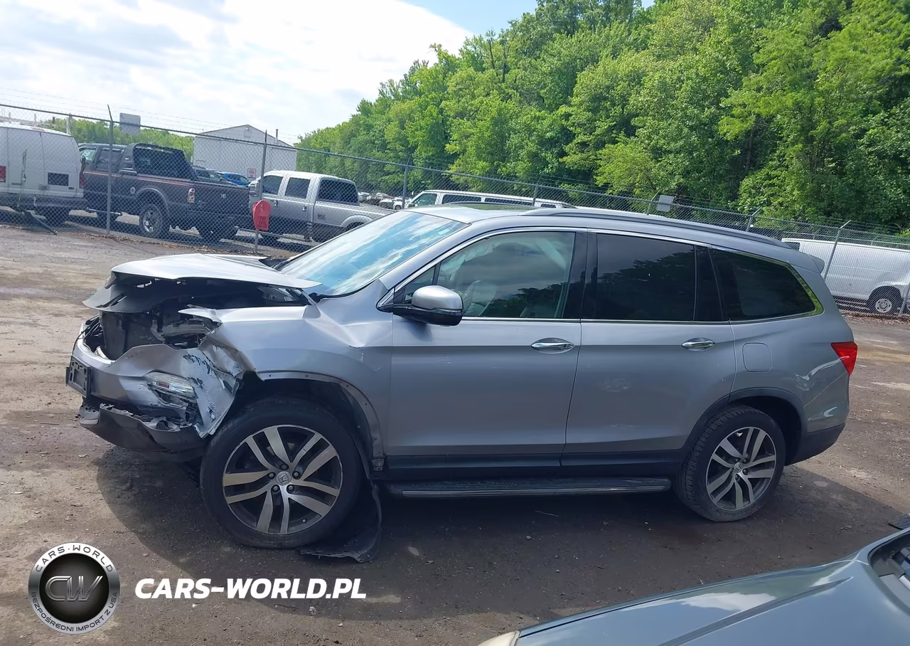2017 Honda Pilot Elite VIN:5FNYF6H09HB044181 - 14