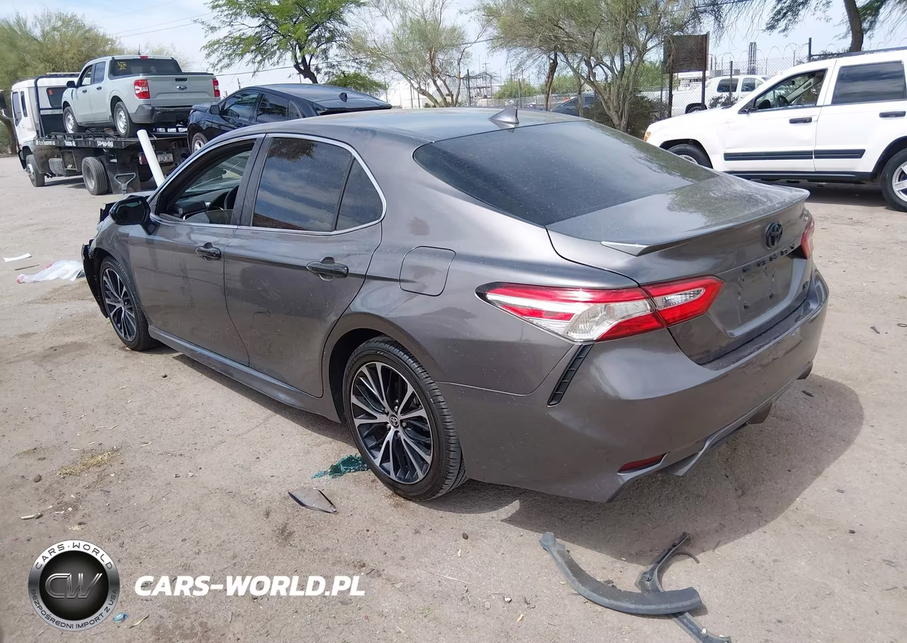 2020 Toyota Camry Se VIN:4T1G11AK6LU973894 - 3
