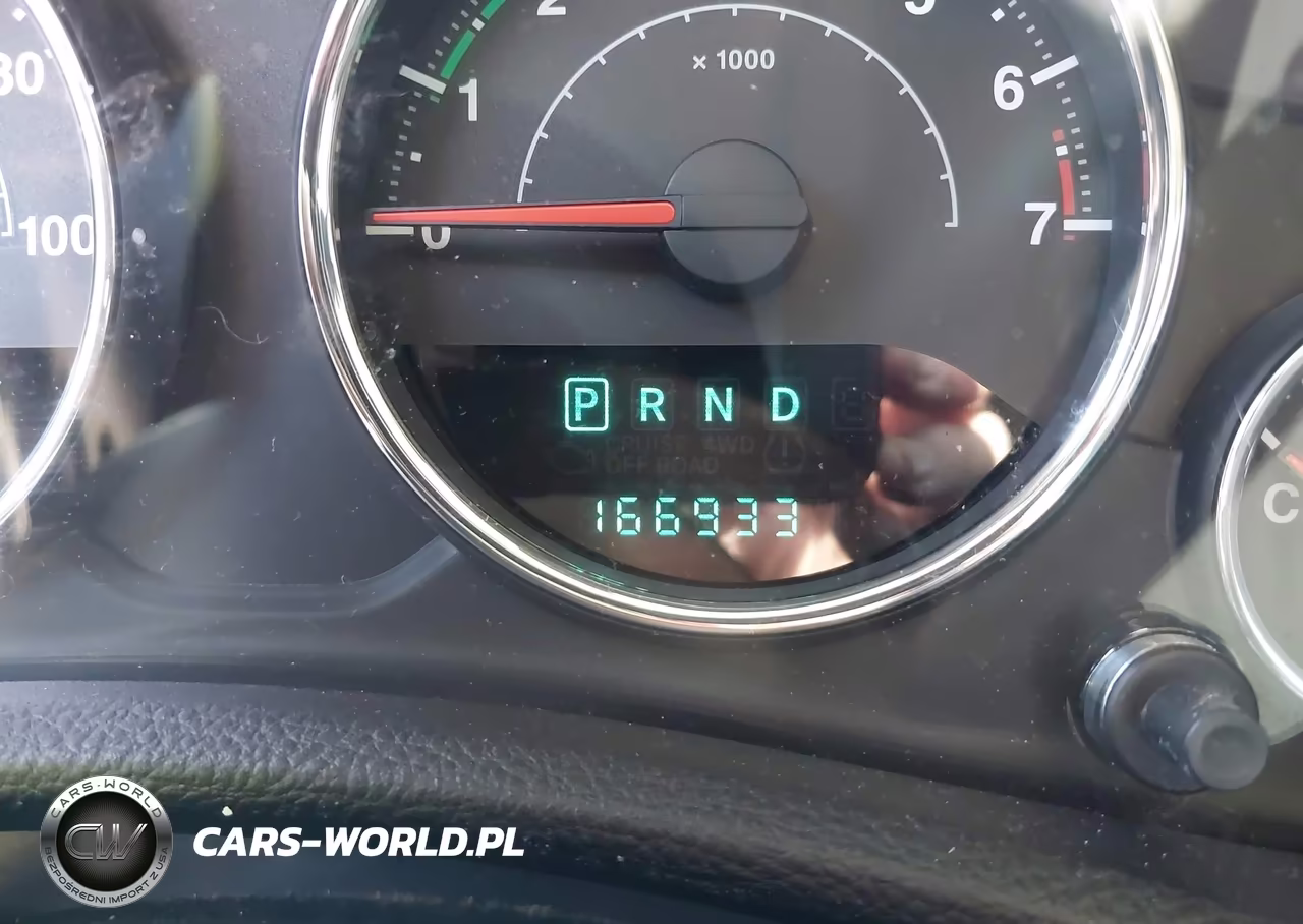 2013 Jeep Wrangler Unlimited Sport VIN:1C4HJWDG1DL699587 - 15