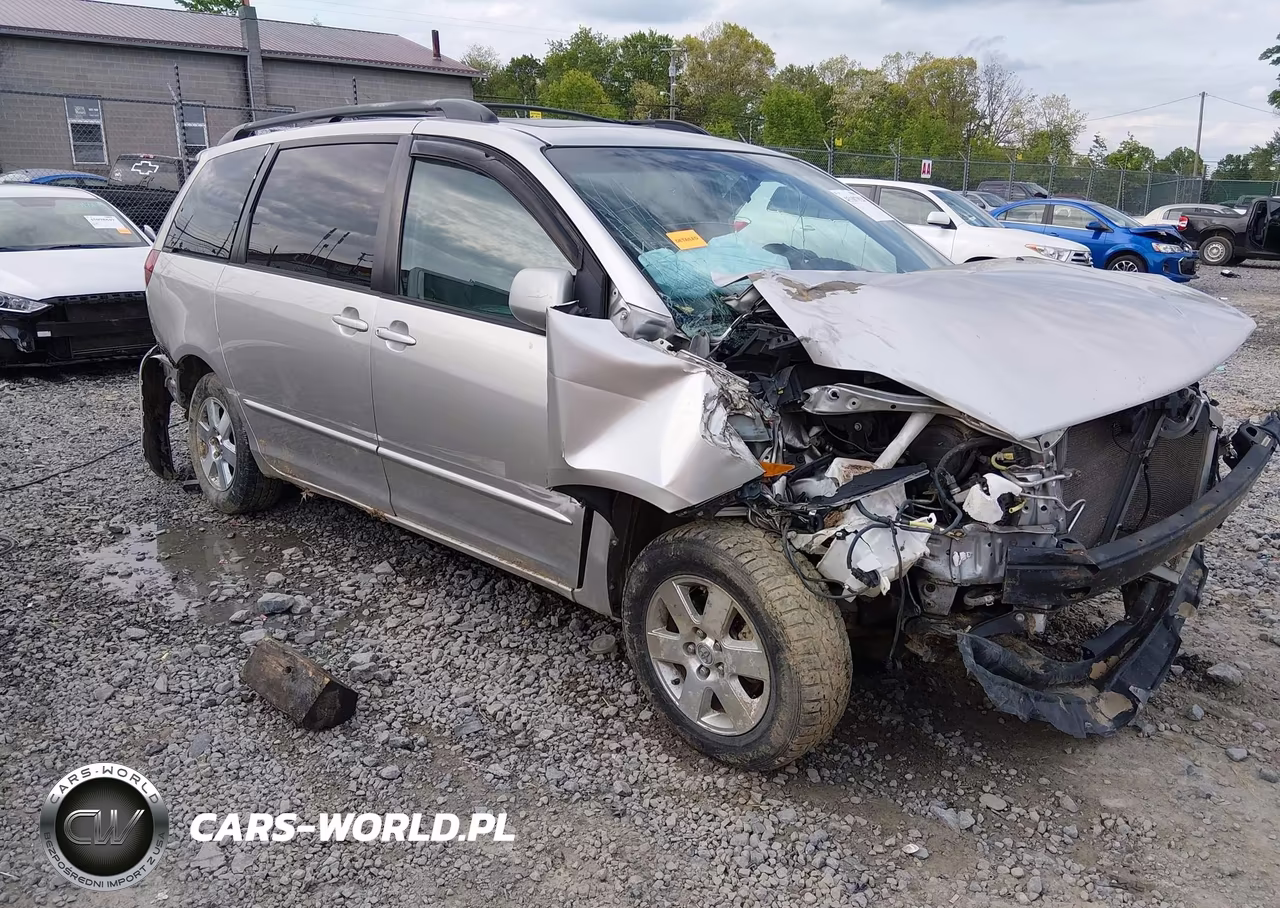 2004 Toyota Sienna Xle