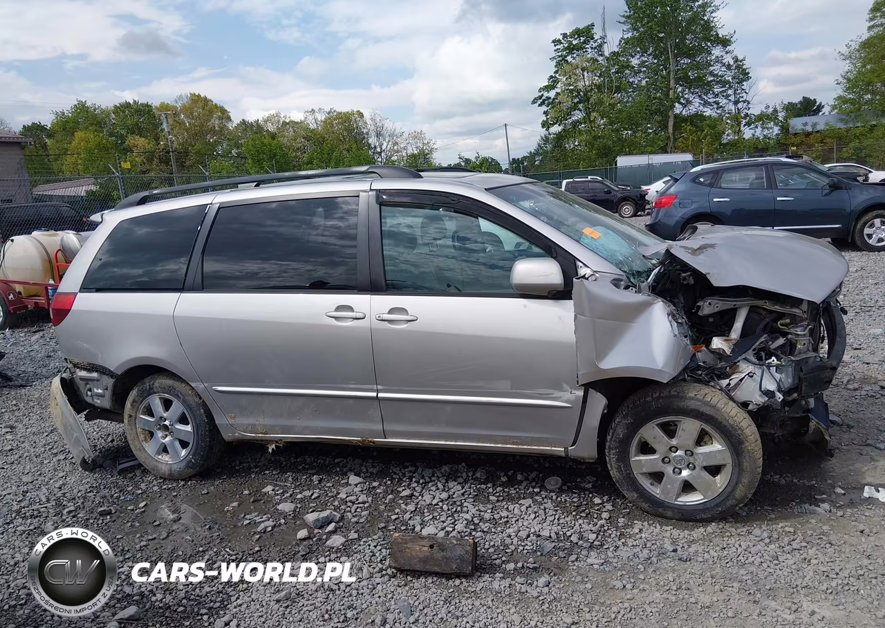 2004 Toyota Sienna Xle VIN:5TDZA22C44S130616 - 14