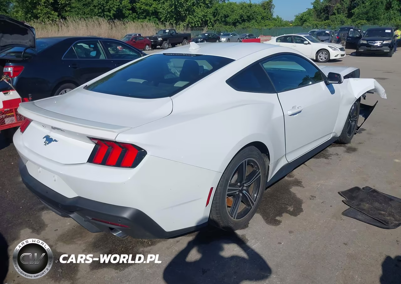 2024 Ford Mustang Ecoboost Premium Fastback VIN:1FA6P8TH5R5112742 - 4