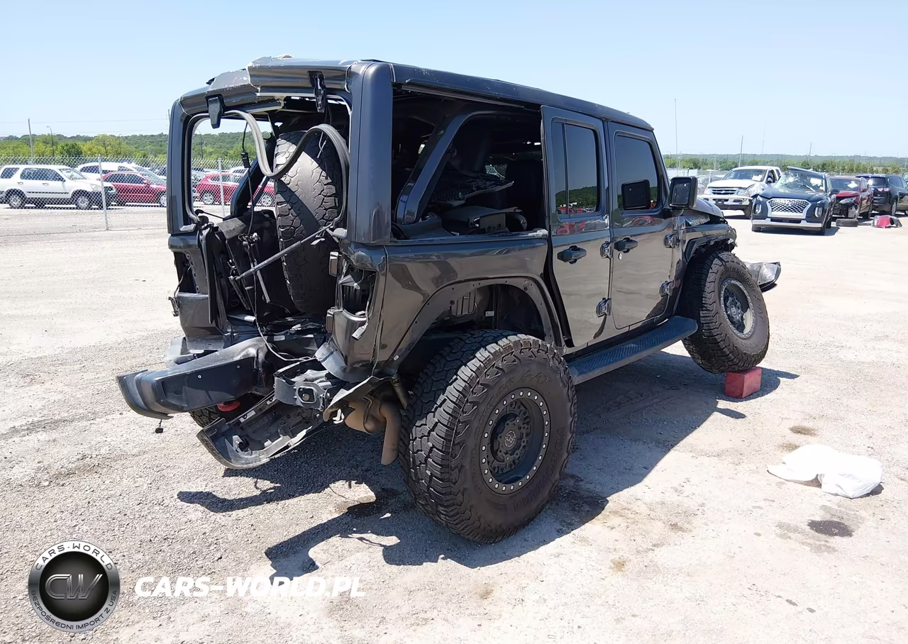 2019 Jeep Wrangler Unlimited Rubicon 4X4 VIN:1C4HJXFN5KW680053 - 4