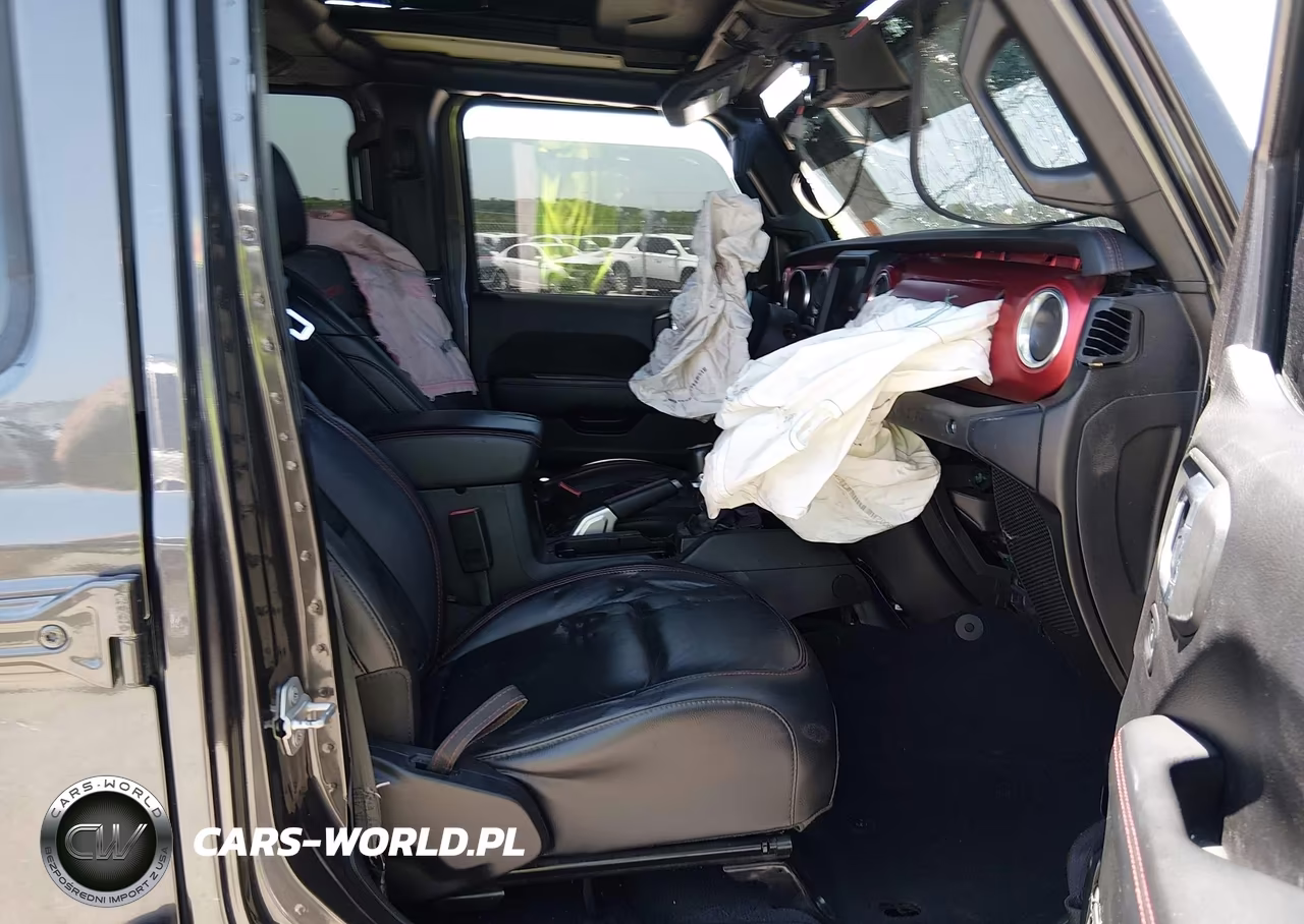 2019 Jeep Wrangler Unlimited Rubicon 4X4 VIN:1C4HJXFN5KW680053 - 5