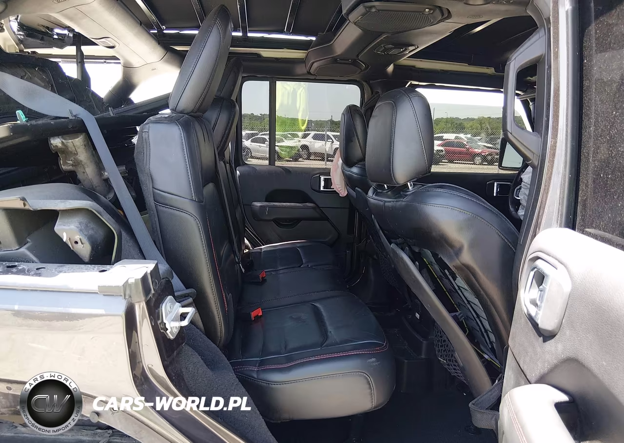 2019 Jeep Wrangler Unlimited Rubicon 4X4 VIN:1C4HJXFN5KW680053 - 8