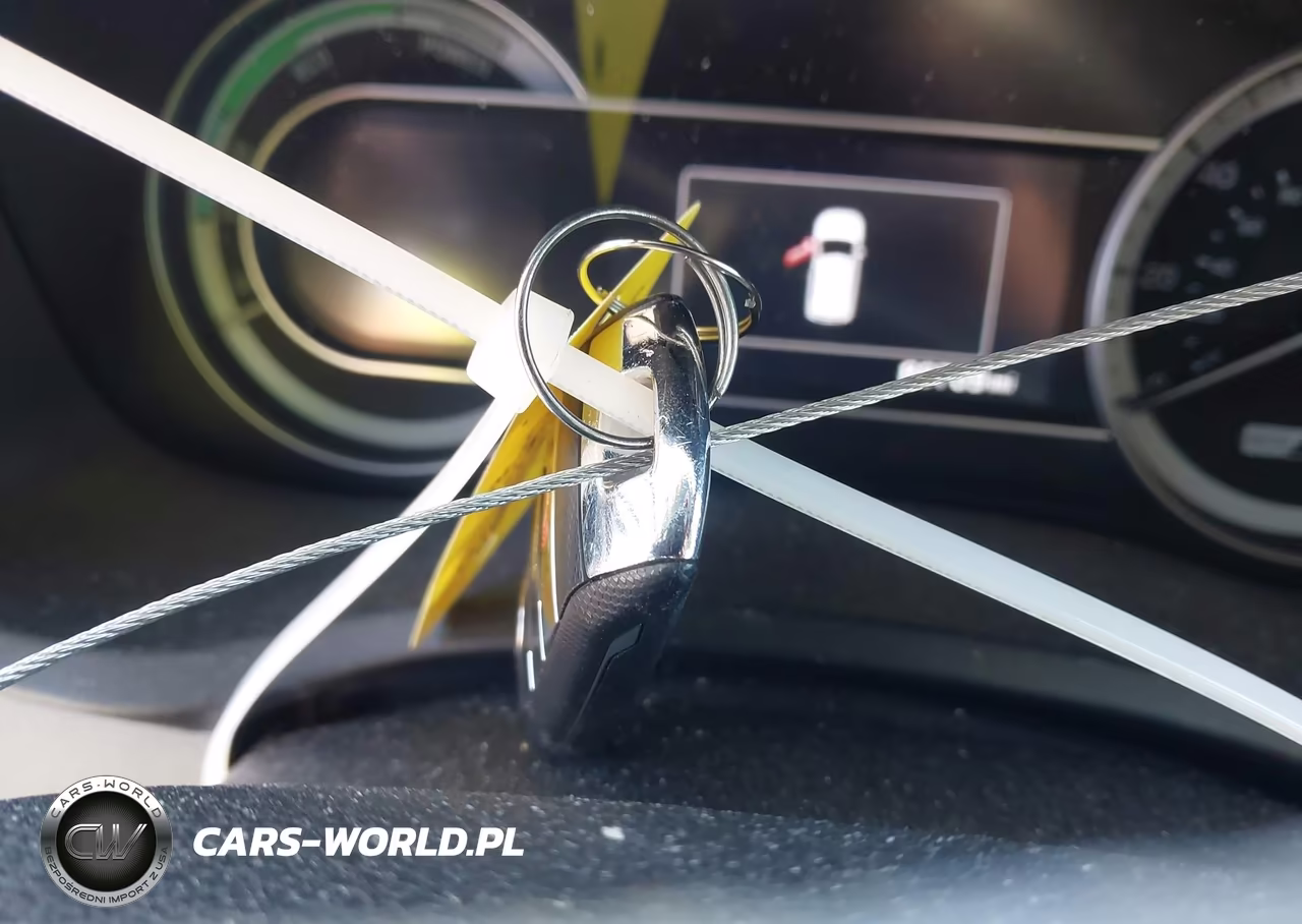 2019 Kia Niro Touring VIN:KNDCE3LC9K5216263 - 11