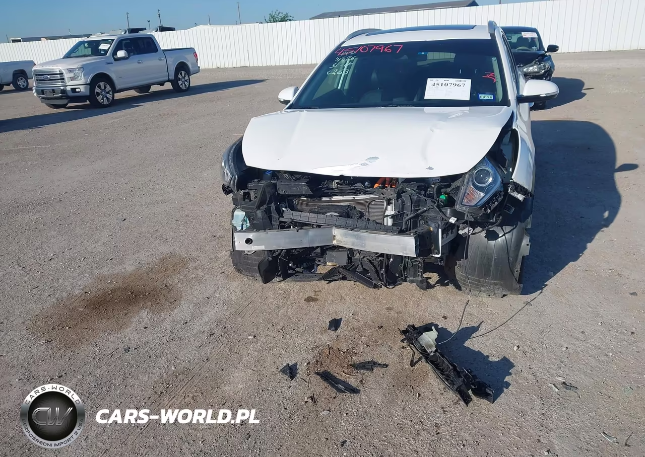 2019 Kia Niro Touring VIN:KNDCE3LC9K5216263 - 13