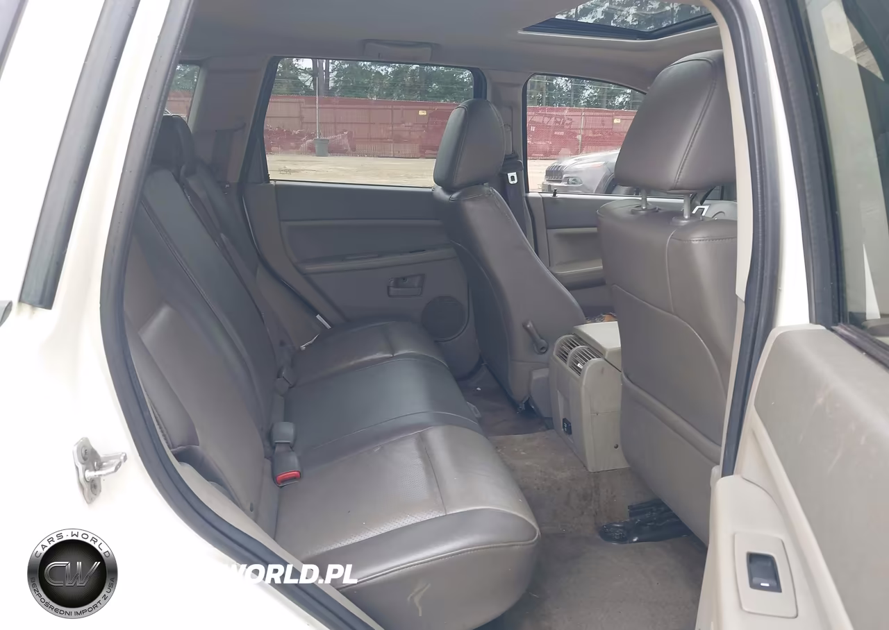 2008 Jeep Grand Cherokee Laredo VIN:1J8GS48K68C190475 - 8
