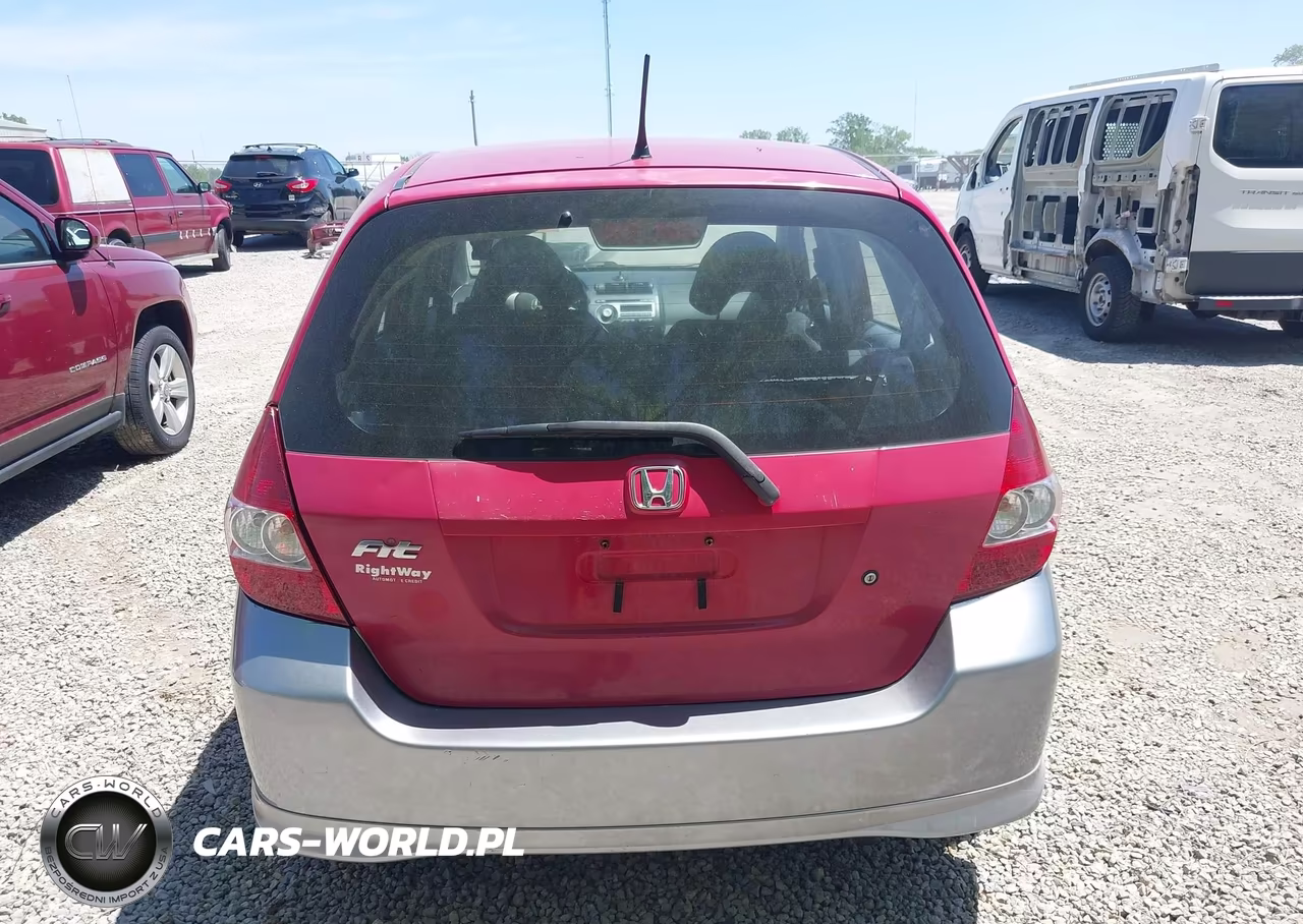2007 Honda Fit Sport VIN:JHMGD38637S063443 - 12