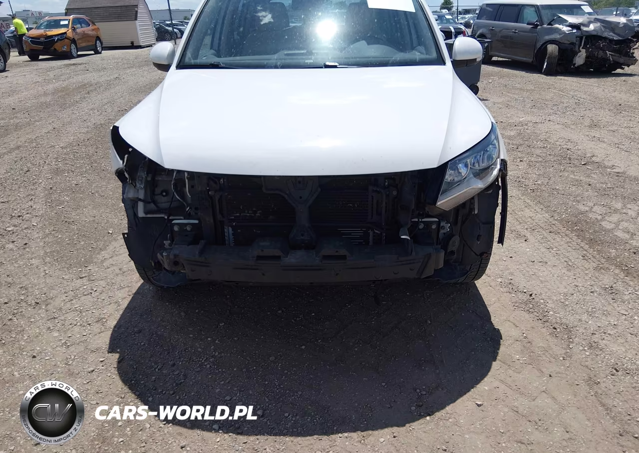 2012 Volkswagen Tiguan Se VIN:WVGBV7AX6CW552825 - 6