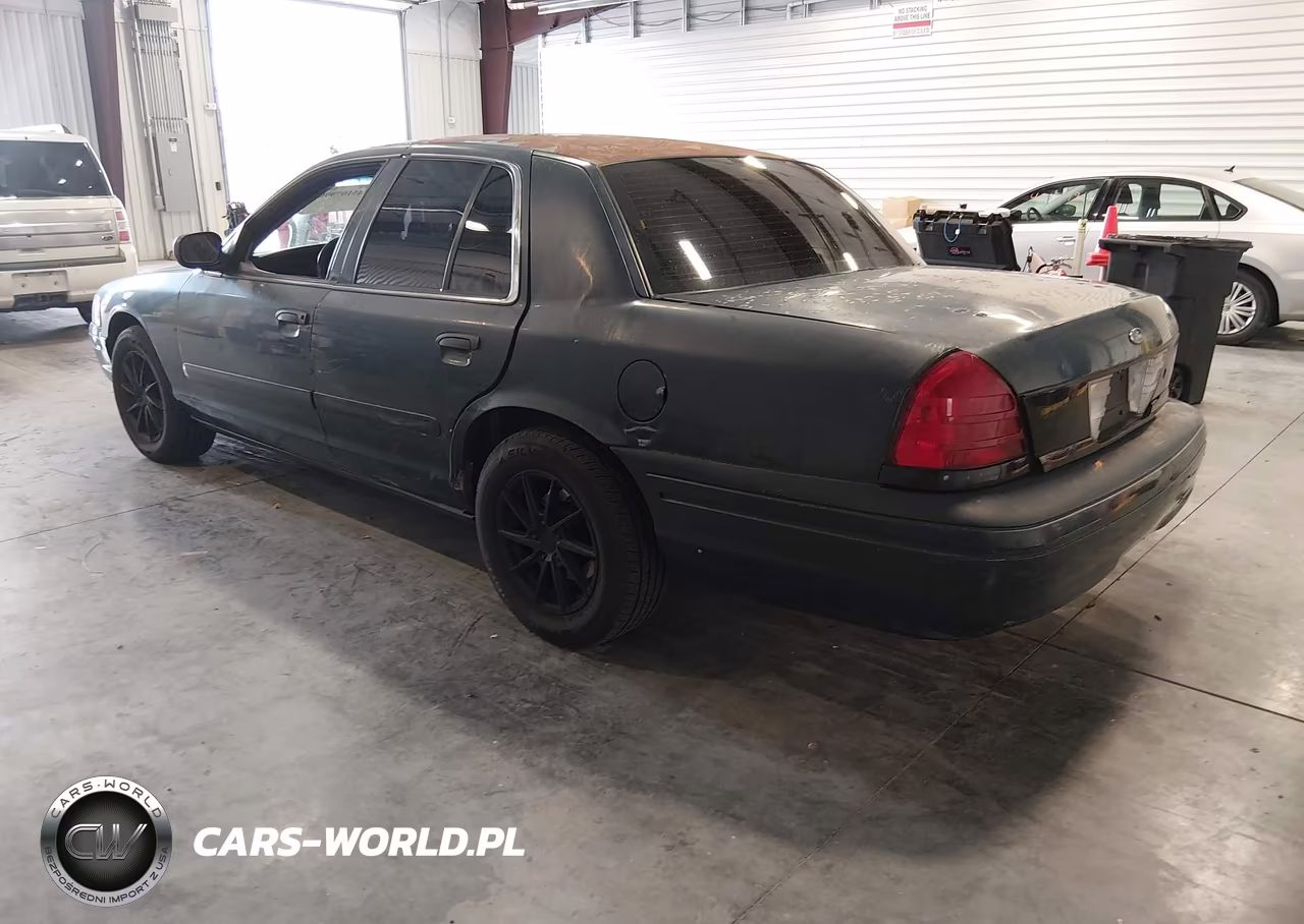 2004 Ford Crown Victoria Police VIN:2FAFP71W14X135020 - 3