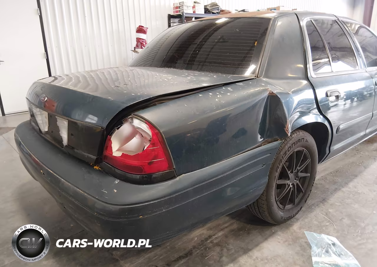 2004 Ford Crown Victoria Police VIN:2FAFP71W14X135020 - 6