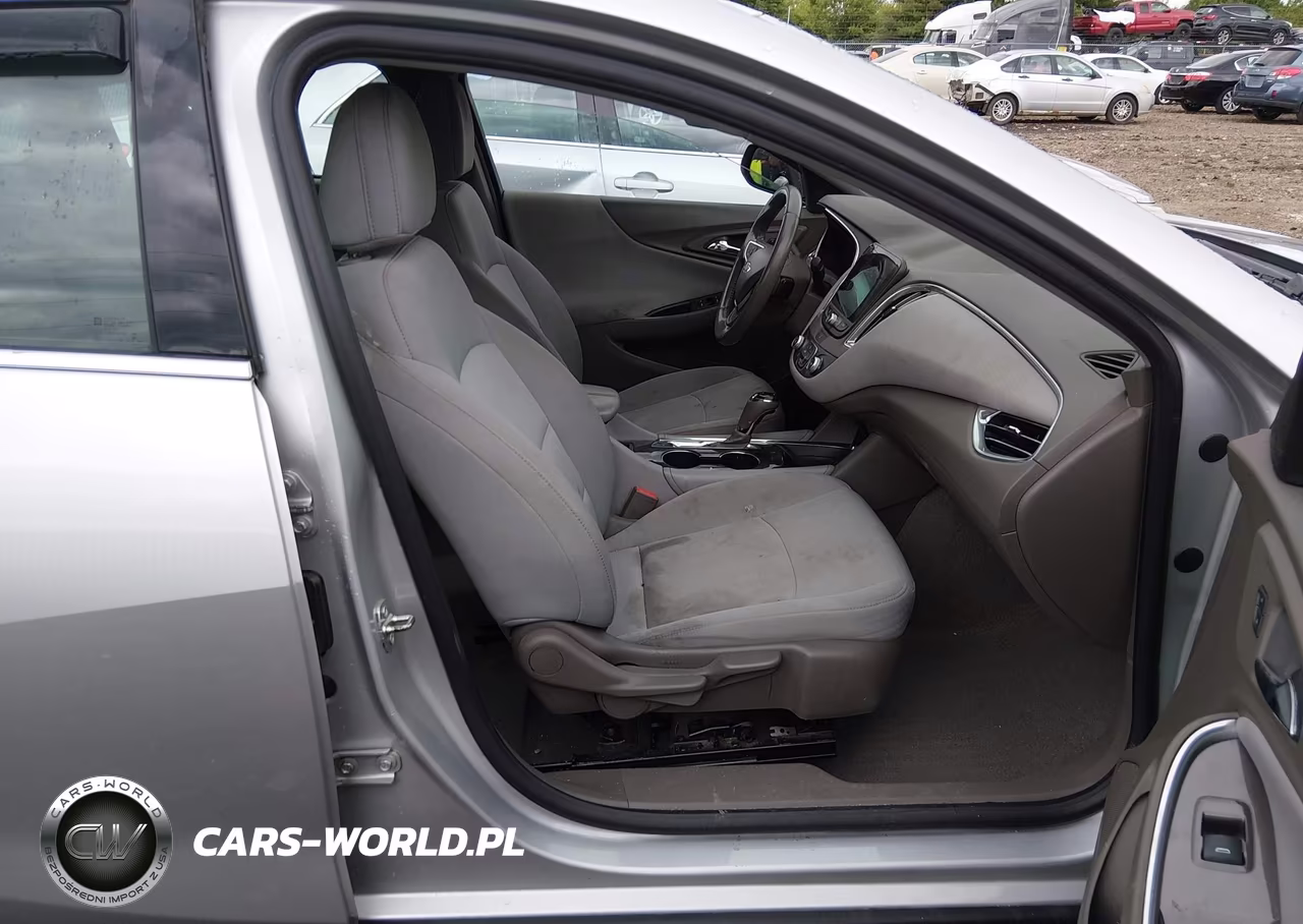 2018 Chevrolet Malibu Lt VIN:1G1ZD5ST3JF265664 - 5